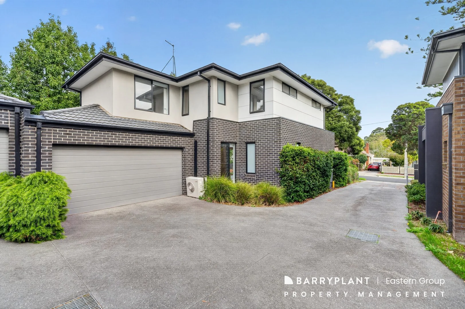 1/33 Shady Grove, Nunawading VIC 3131