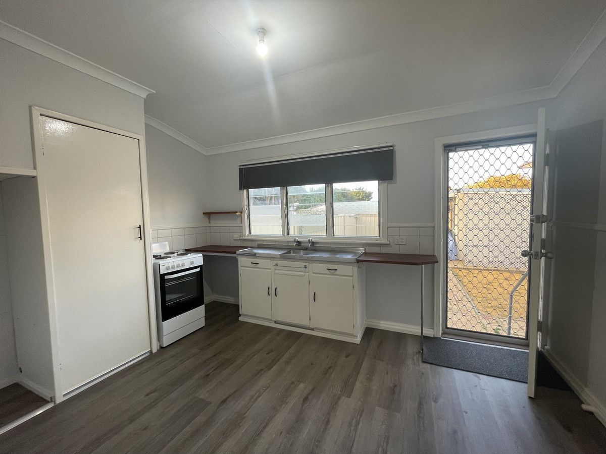 14B Loxton Street, Dudley Park WA 6210 Apartment For Rent Domain