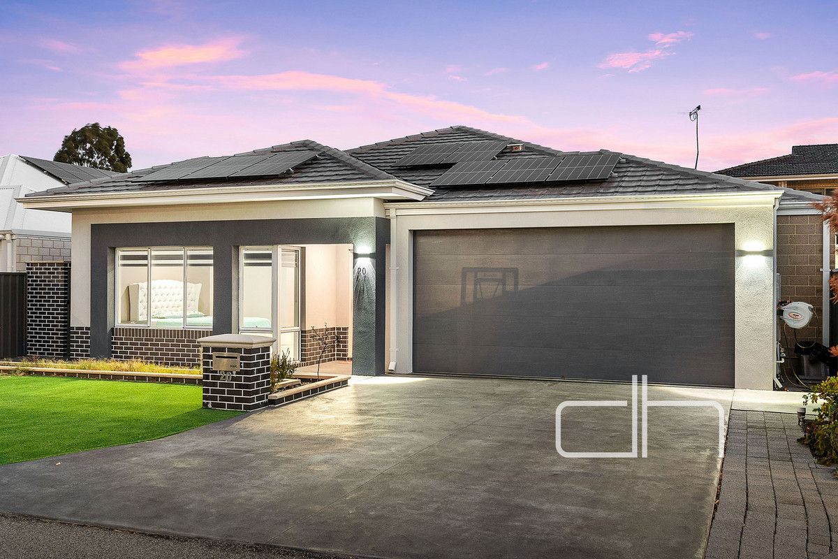 4 bedrooms House in 20 Maruyama Way LANDSDALE WA, 6065