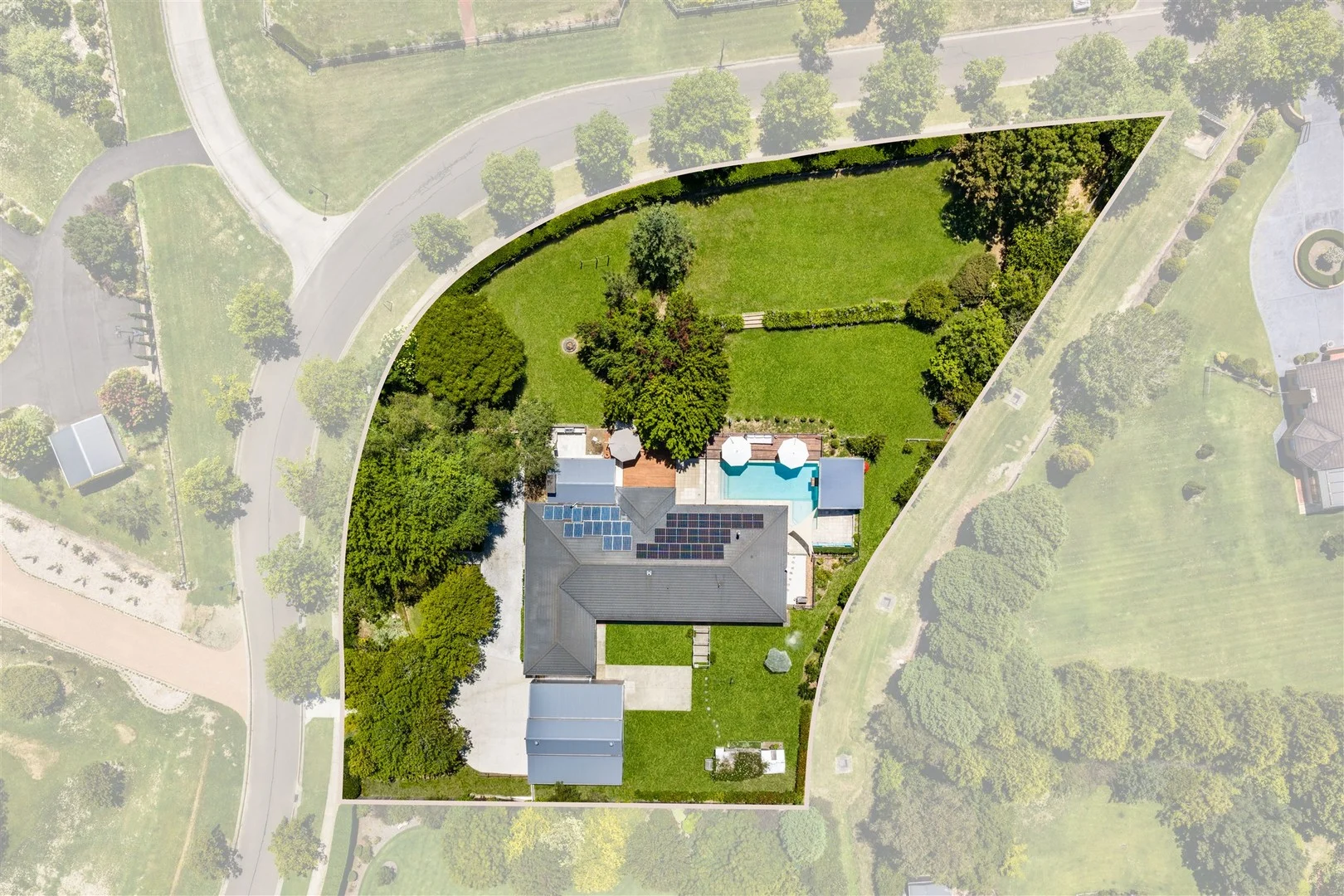 30 Carisbrooke Row, Bowral NSW 2576