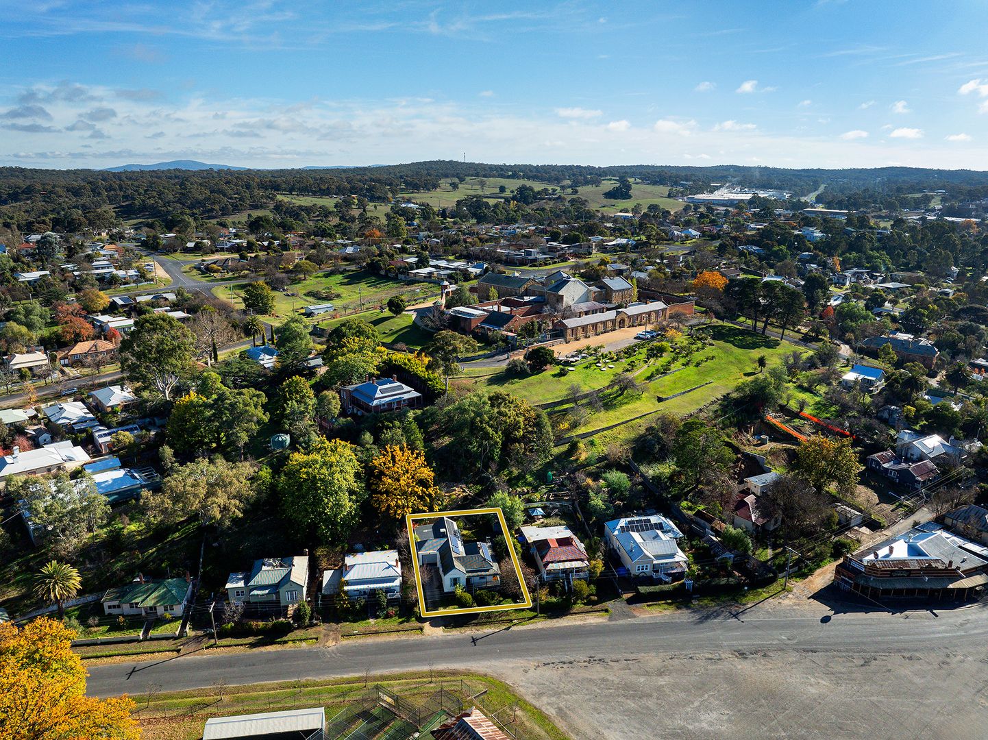 49 Gingell Street, Castlemaine VIC 3450 Domain