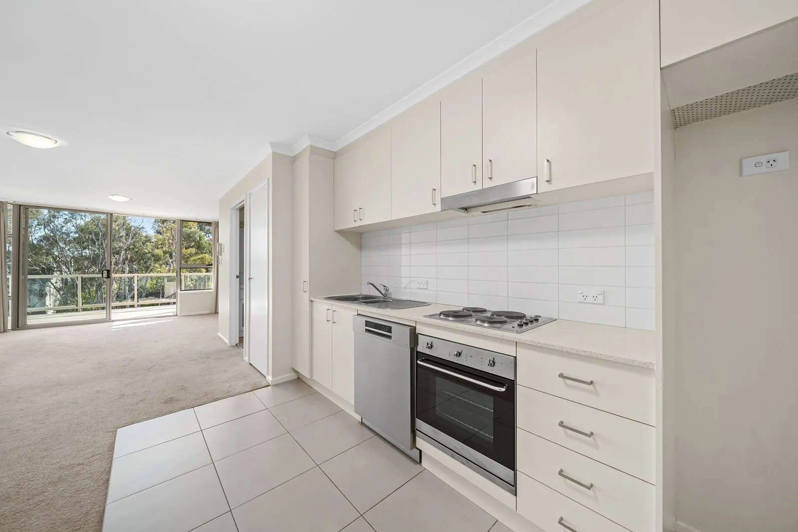 Apartment in Bruce - View 3