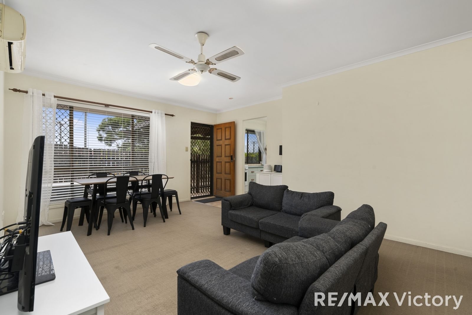 Unit 2 1 McBain Street, Kallangur QLD 4503, Image 2