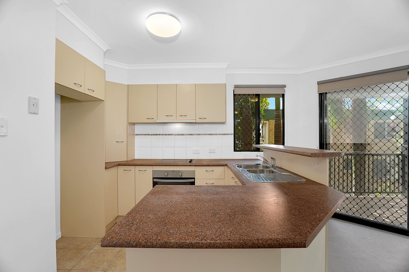 6/19 Franklin Street, Kelvin Grove QLD 4059, Image 2