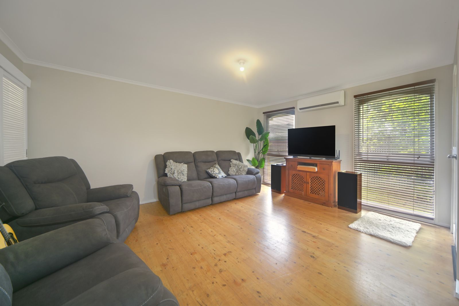 2 Seaforth Street, Bomaderry NSW 2541, Image 2