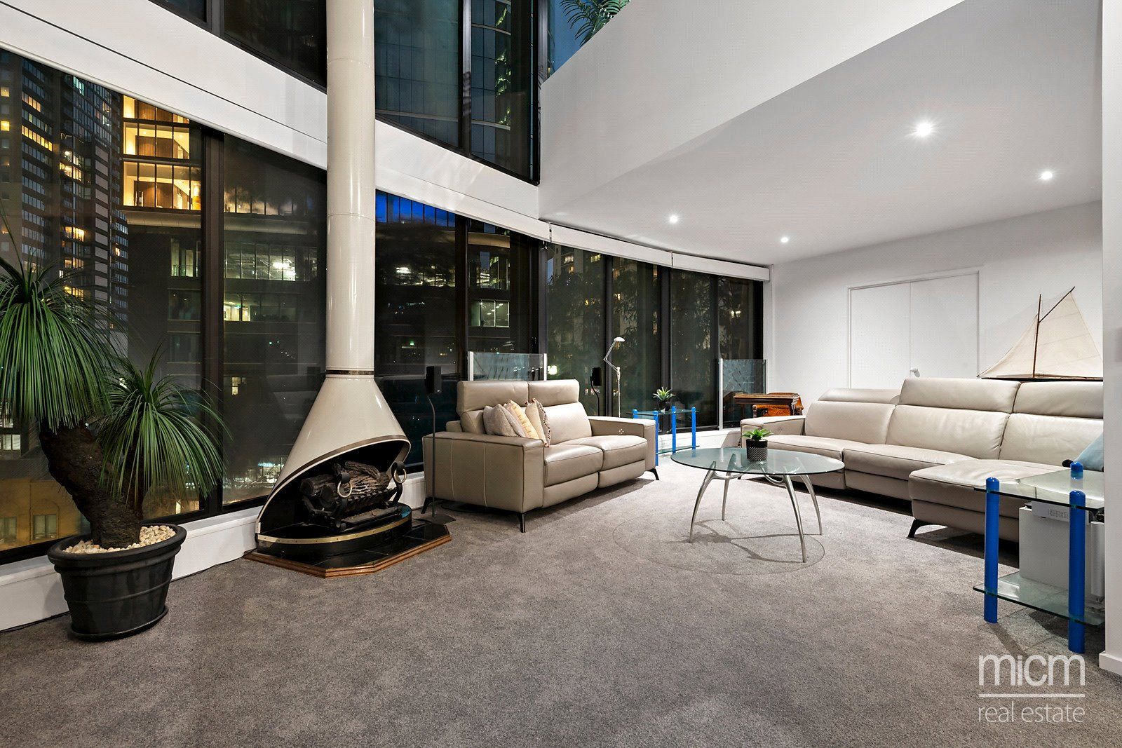 106/1 Riverside Quay, Southbank | Property History & Address Research ...