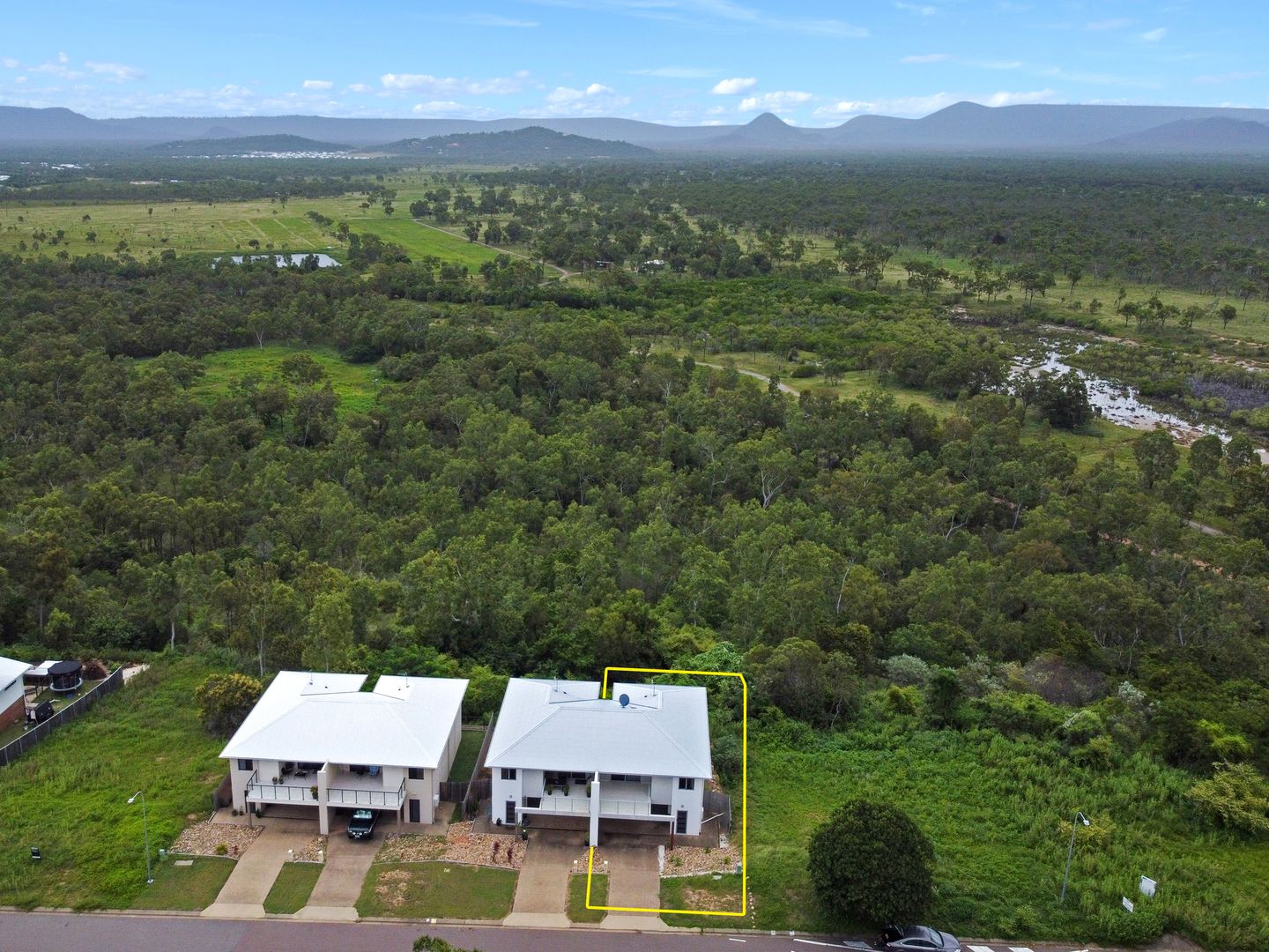 1/137 Goicoechea Drive, Bushland Beach QLD 4818, Image 1