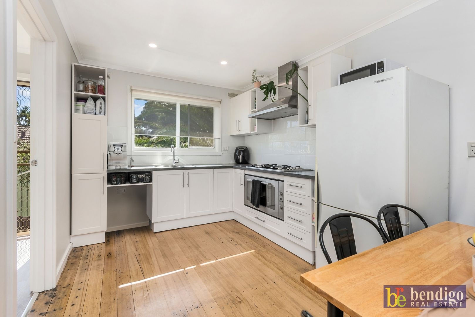 2/79 Somerville Street, Flora Hill VIC 3550, Image 2