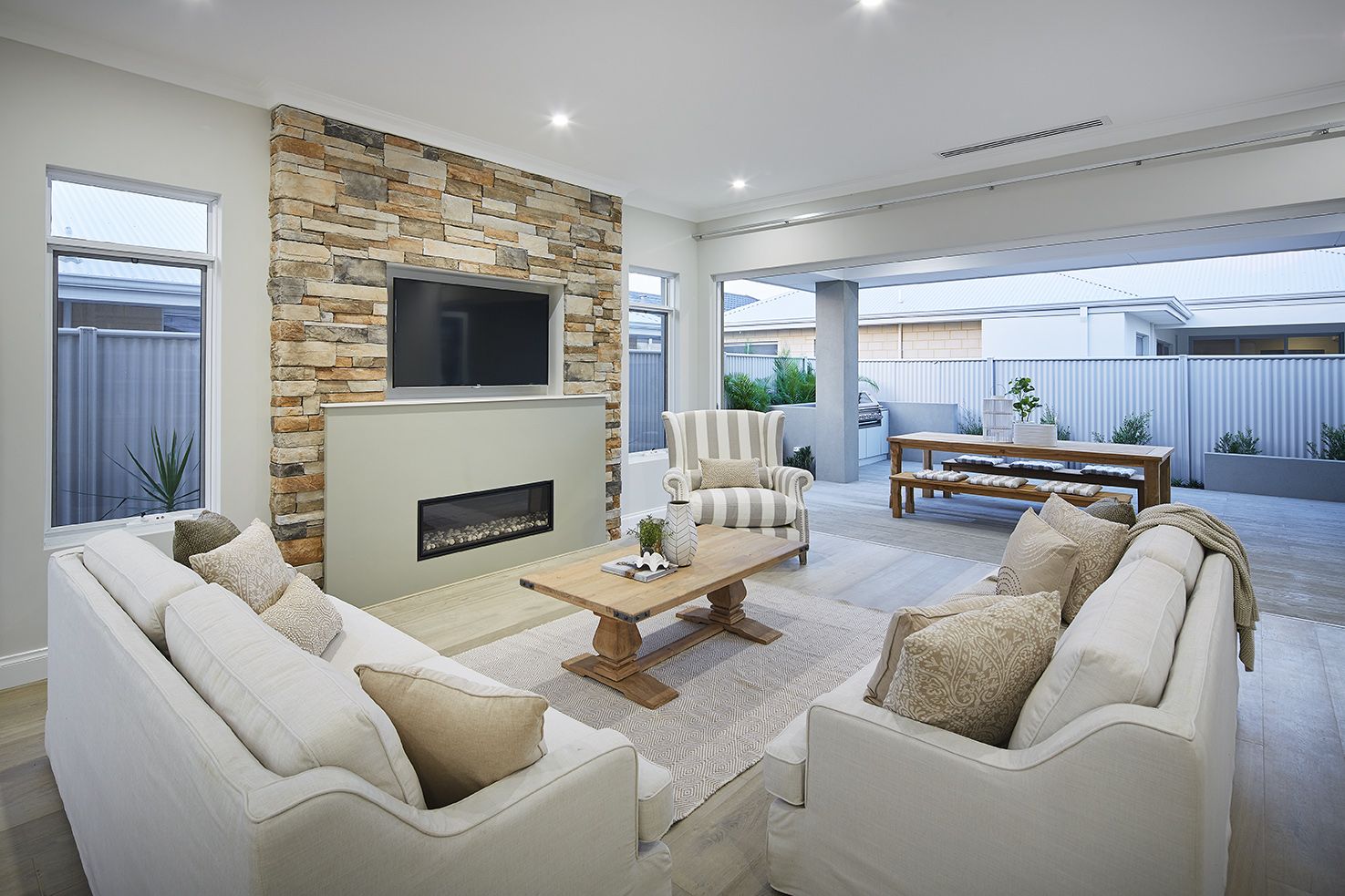 4 bedrooms New House & Land in Lot 165 Seacliff Approach MADORA BAY WA, 6210