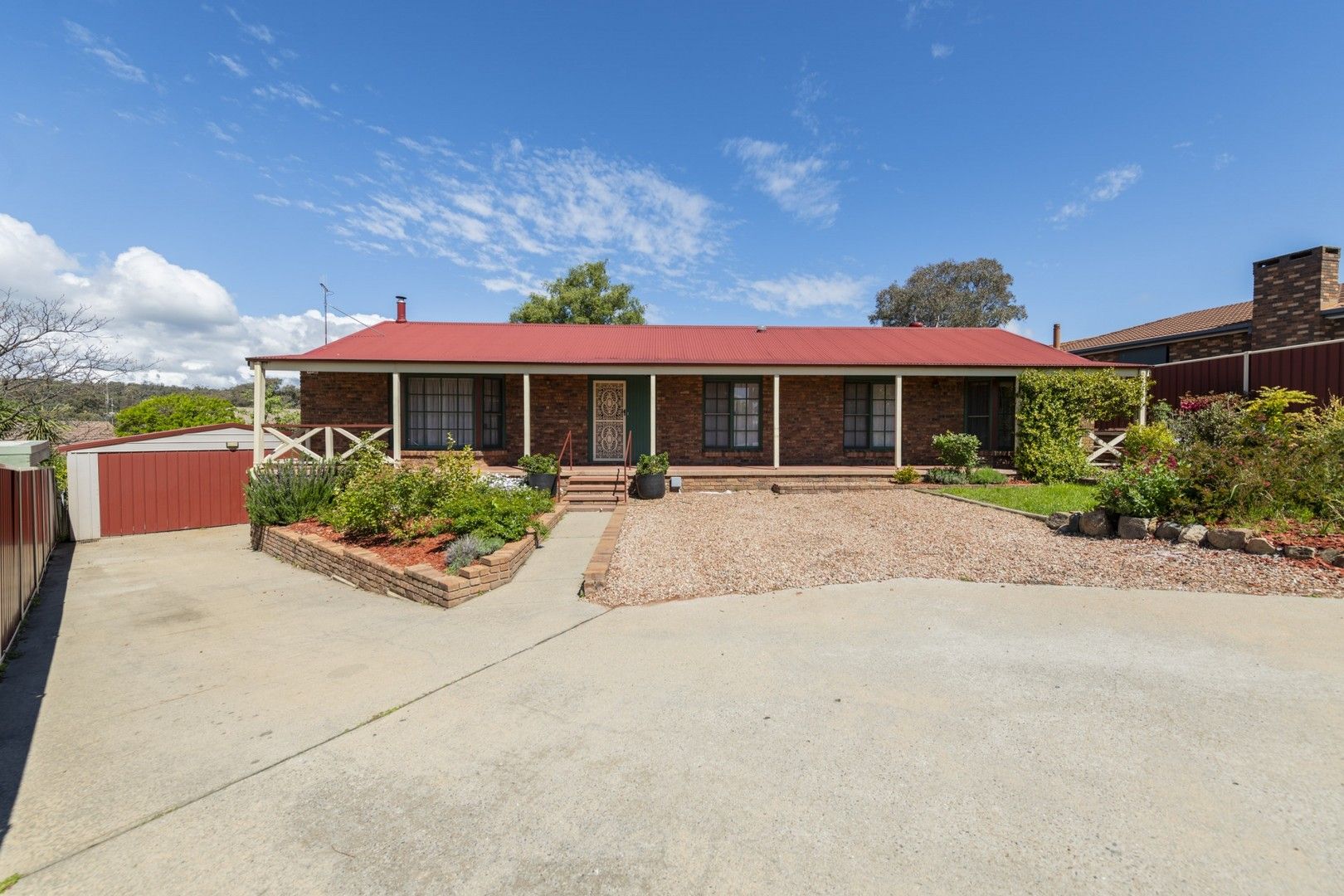 5 McInnes Place, Queanbeyan NSW 2620, Image 0