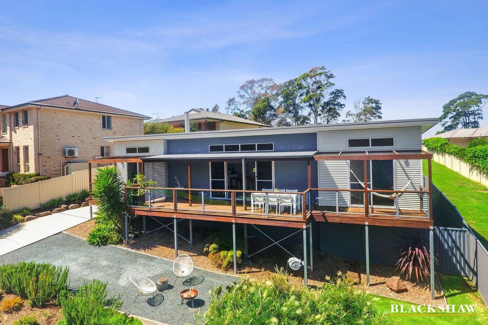 8 Broomfield Crescent, Long Beach Property History & Address Research