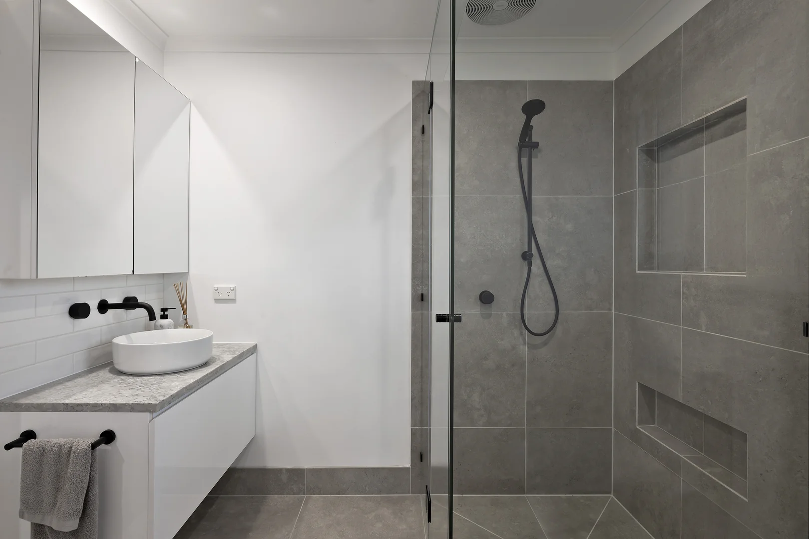 Additional image 10 of 4 Orca Street, Mount Eliza VIC 3930