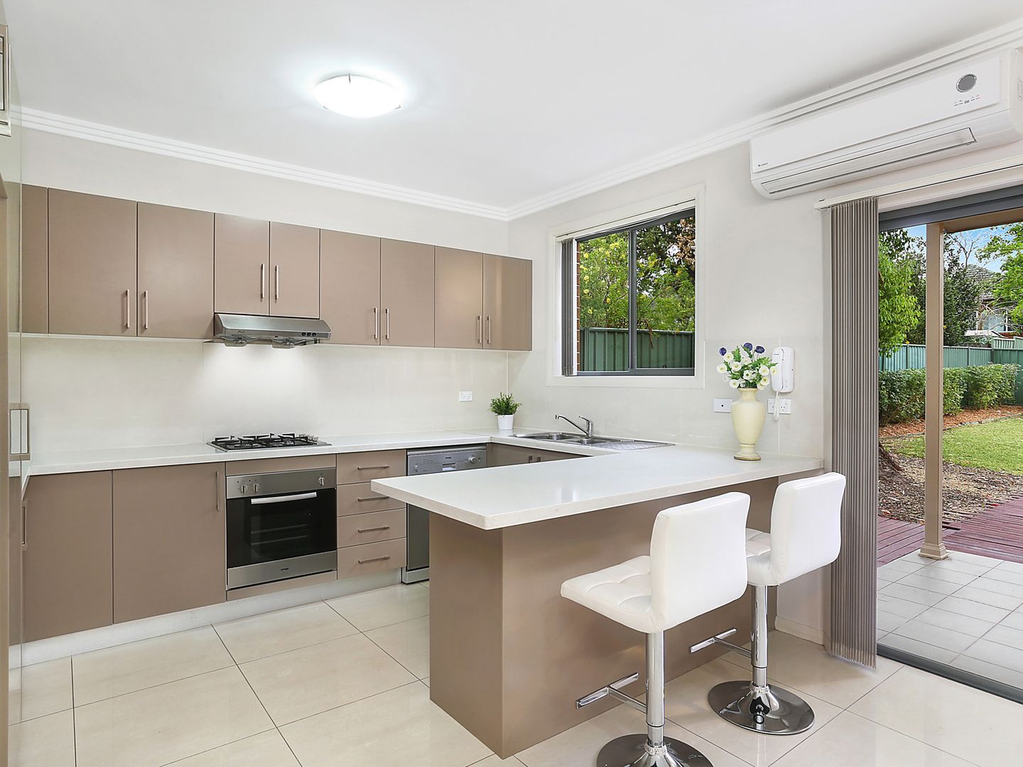 3/115 Carlingford Road, Epping NSW 2121, Image 2