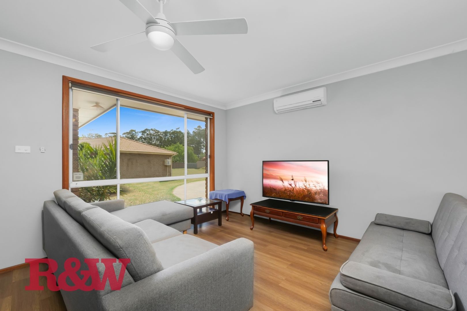 10 Fishburn Place, Narellan NSW 2567, Image 2