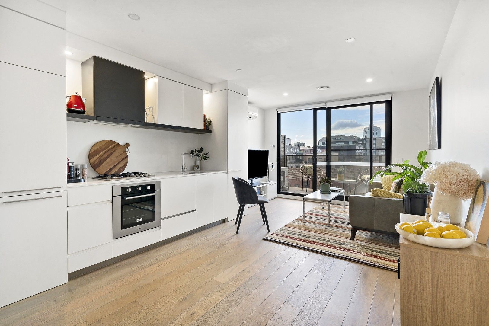 1 bedrooms Apartment / Unit / Flat in 603/18 Grey Street ST KILDA VIC, 3182