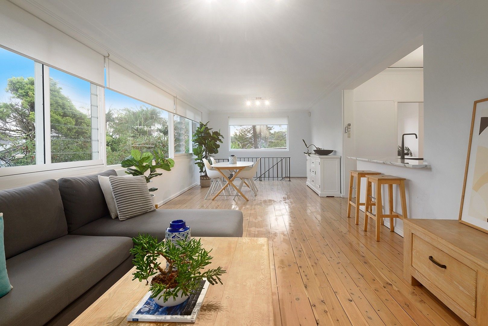 4 bedrooms House in 2 Graham Avenue FRESHWATER NSW, 2096