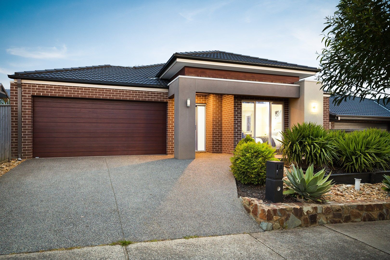 4 Renishaw Drive, Officer VIC 3809, Image 0