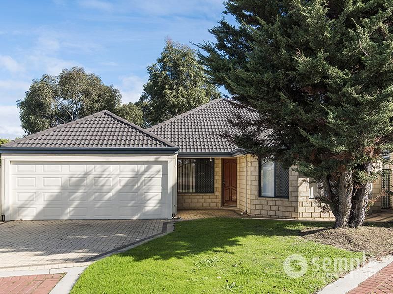 33 Bramley Way, Bibra Lake WA 6163, Image 0