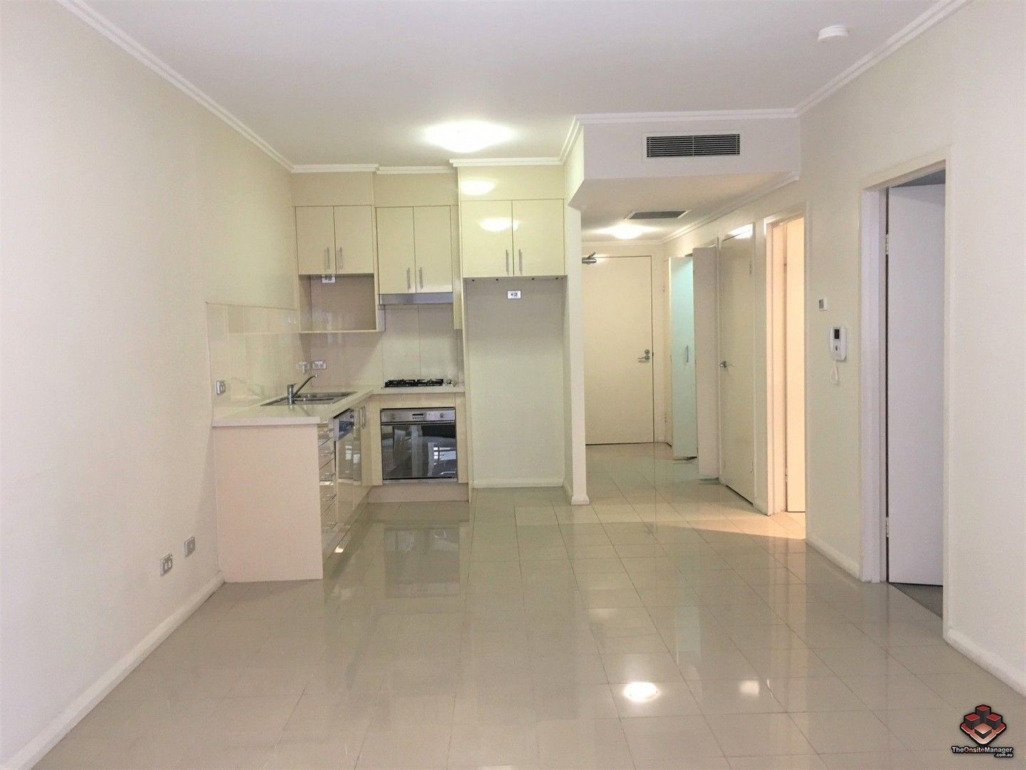 1 bedrooms Apartment / Unit / Flat in 168/8-12 Thomas St WAITARA NSW, 2077