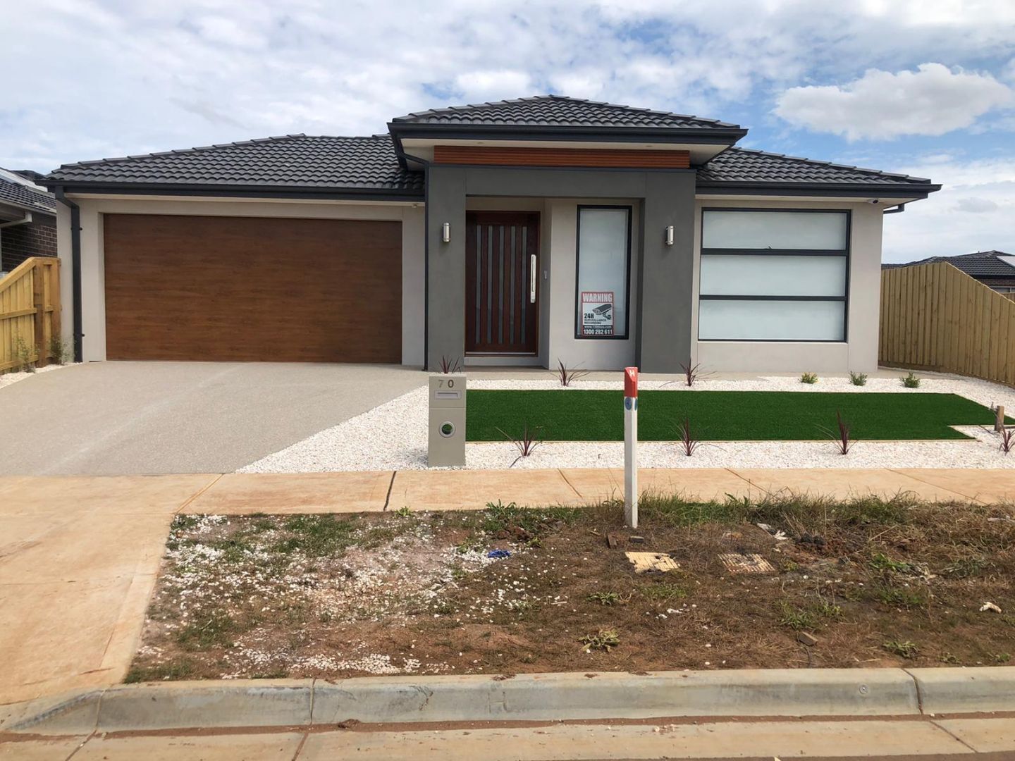 4 bedrooms House in 70 Restful  Way ROCKBANK VIC, 3335