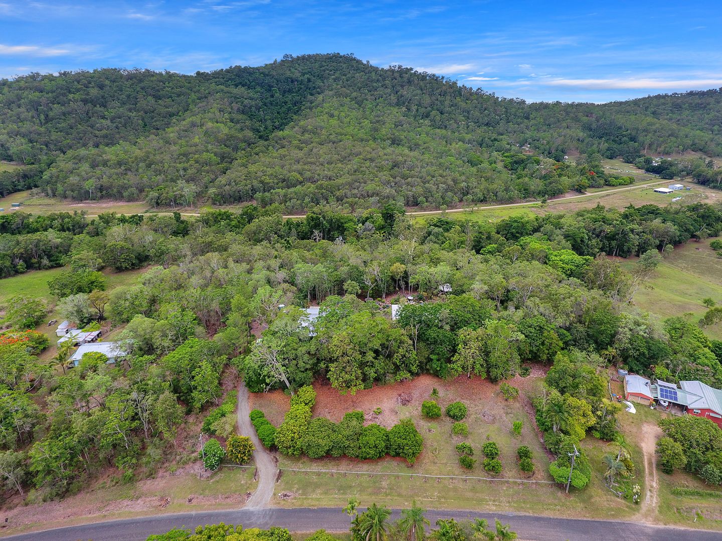 61 Royston Park Drive, Kuttabul QLD 4741, Image 2