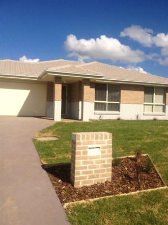 15 Nutans Crest, South Nowra NSW 2541
