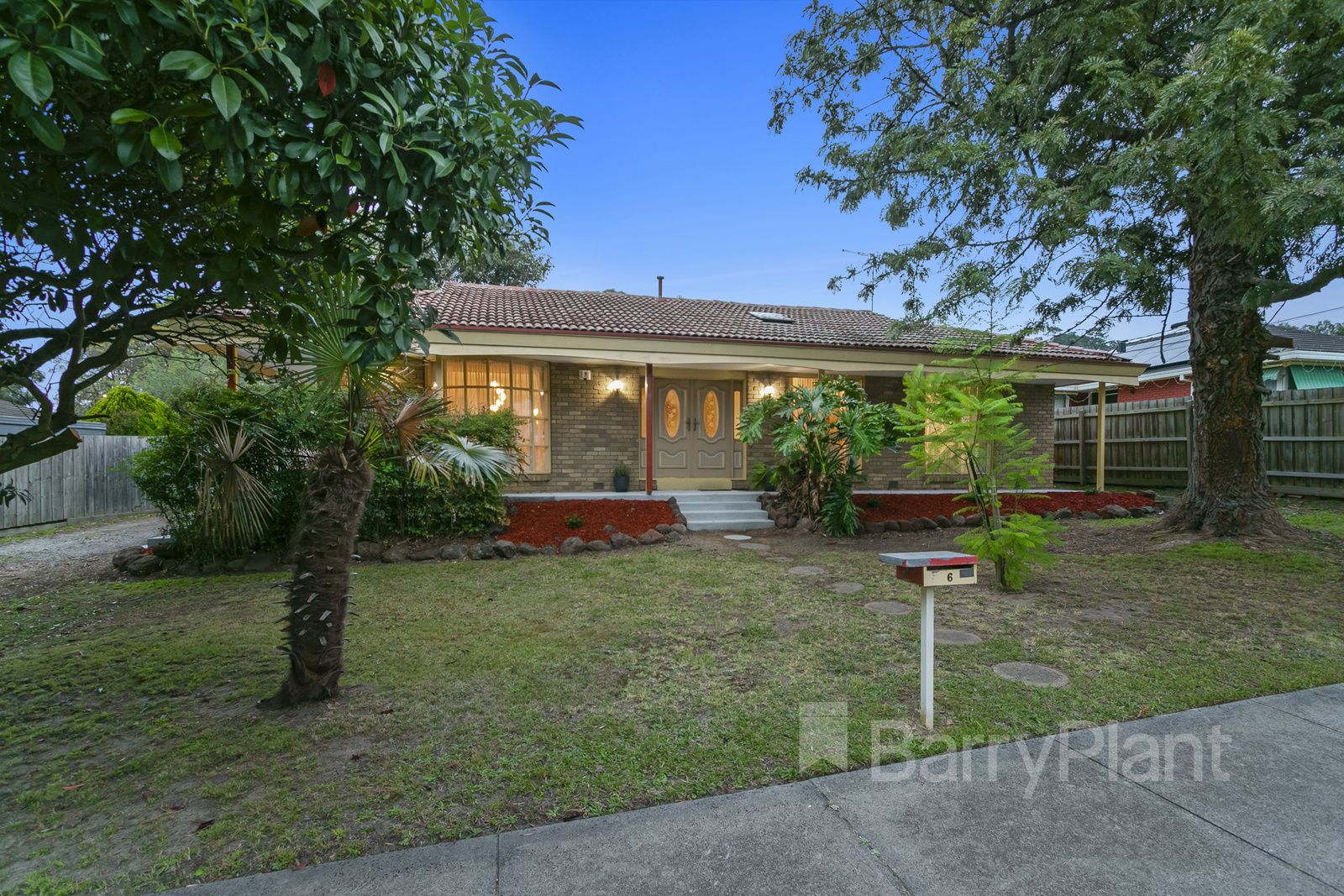 6 Selkirk Avenue, Wantirna VIC 3152, Image 0