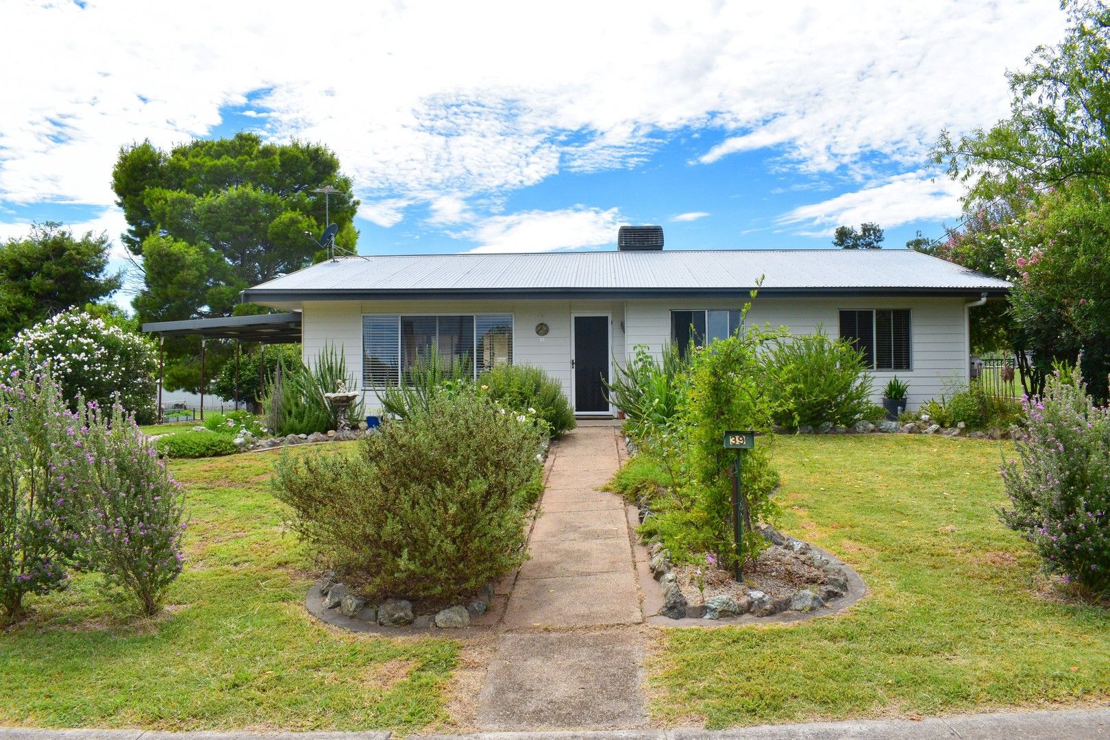 39 Holden Street, Warialda NSW 2402, Image 0