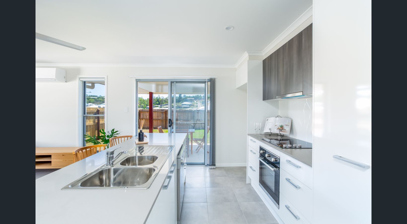 2 bedrooms Townhouse in 1 PANDANUS STREET GYMPIE QLD, 4570