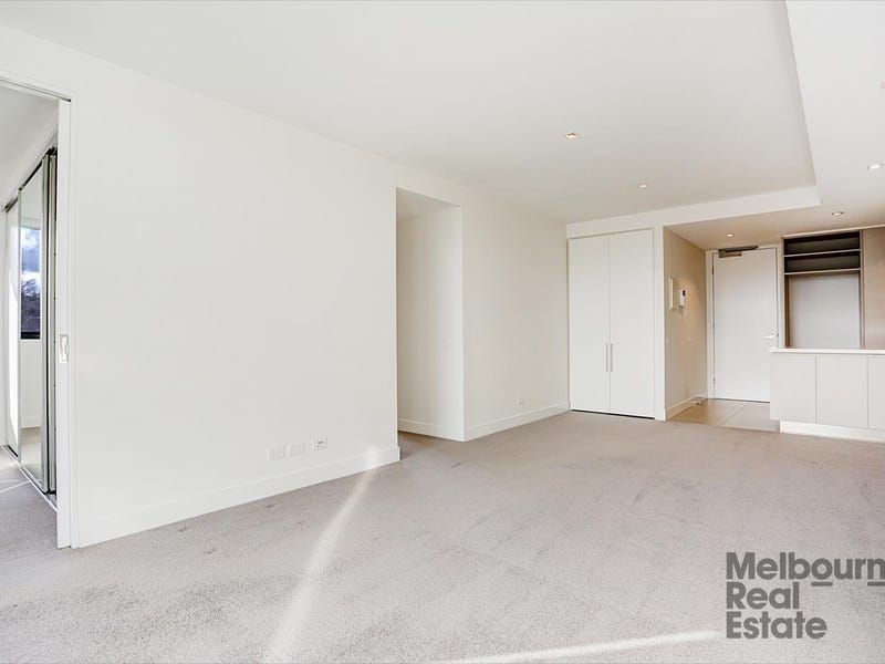 2 bedrooms Apartment / Unit / Flat in 313/862 Glenferrie Road HAWTHORN VIC, 3122