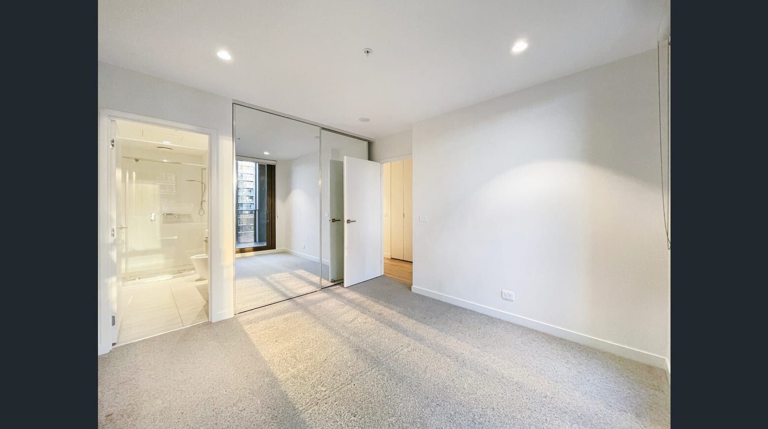 1304/56 Dorcas Street, Southbank VIC 3006, Image 2