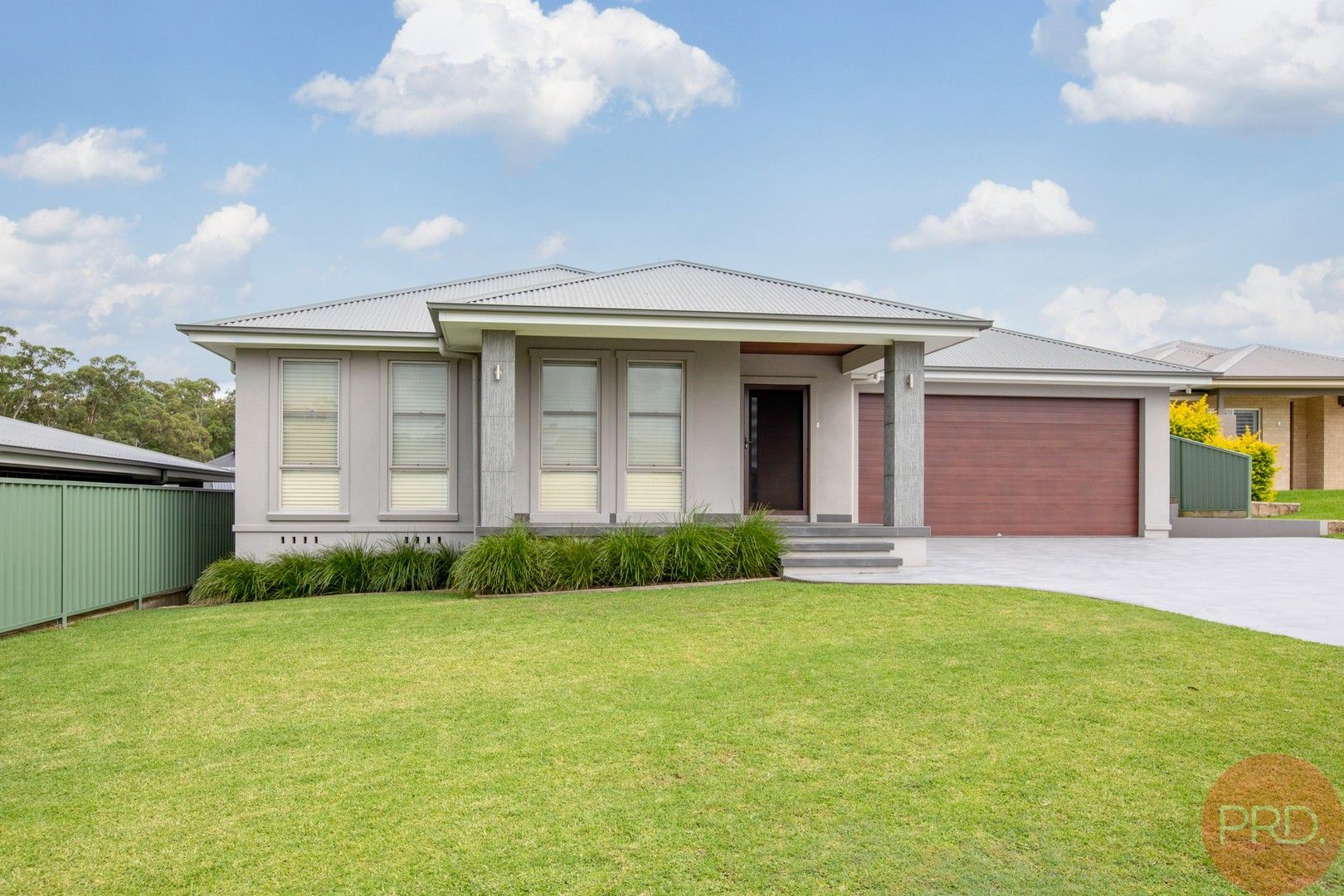 4 bedrooms House in 3 Hinchinbrook Close ASHTONFIELD NSW, 2323