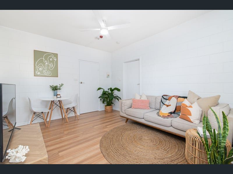 2/23 Military Road, West Beach SA 5024, Image 2