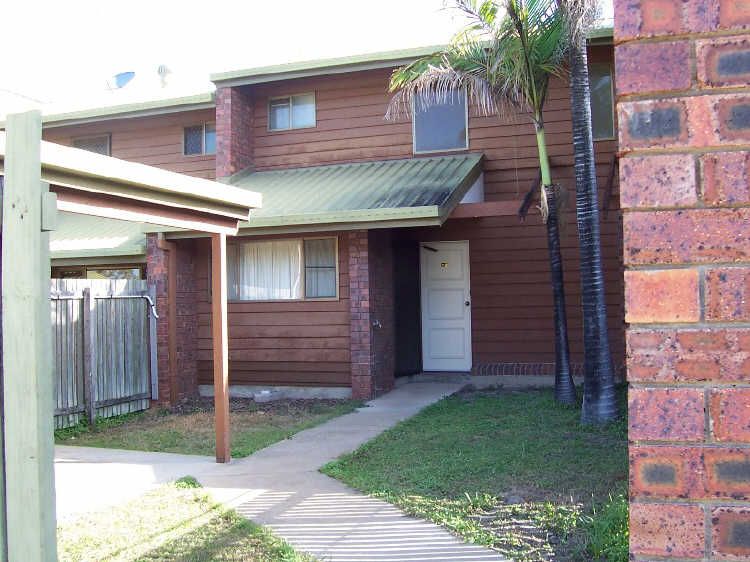 16/15 Roberts Street, South Gladstone QLD 4680, Image 1