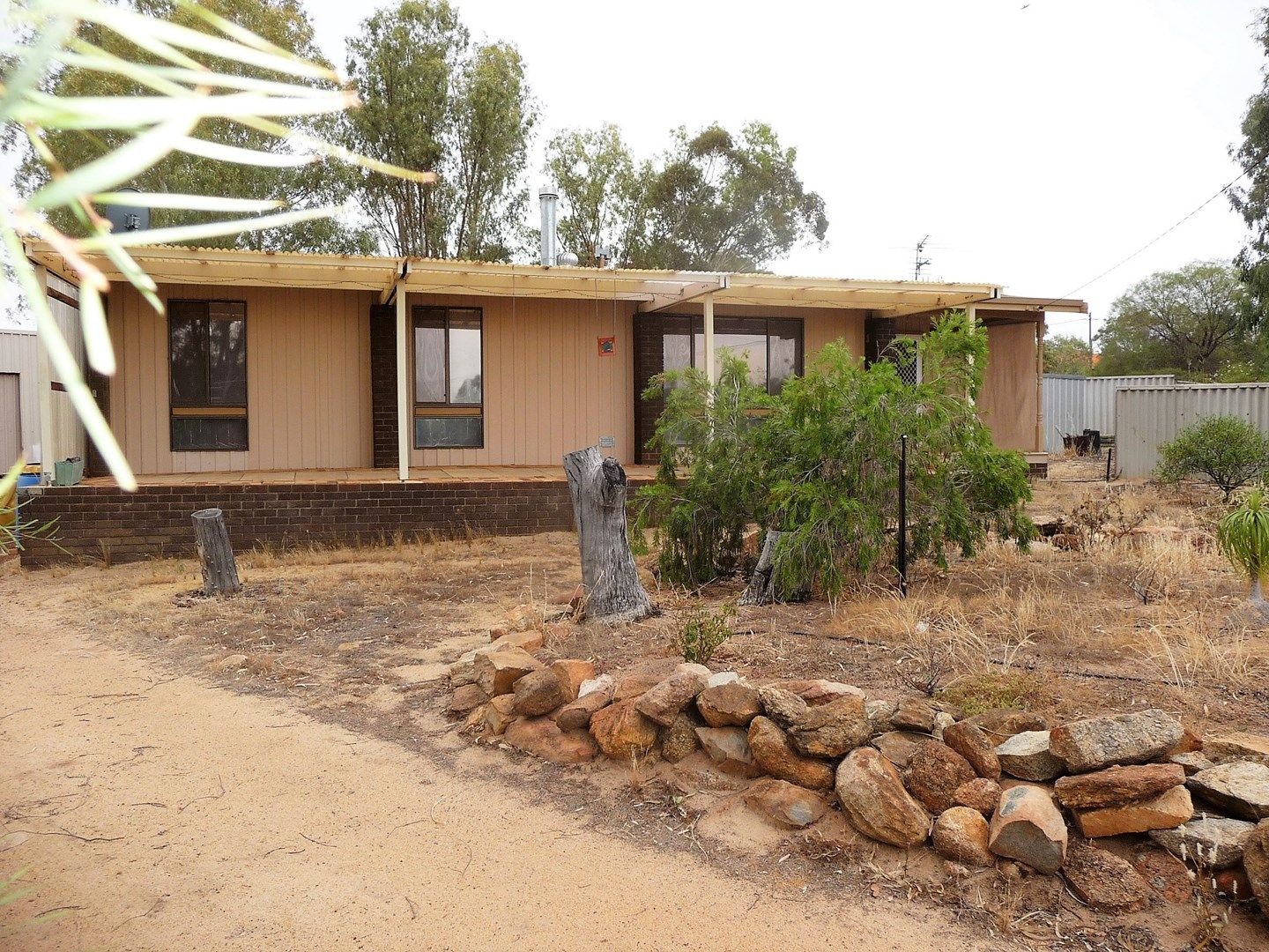 2 PLESTER PLACE, Quairading WA 6383, Image 0