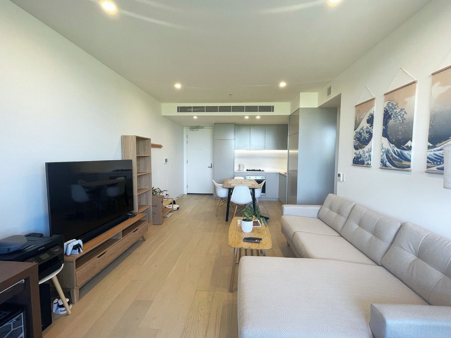 1 bedrooms Apartment / Unit / Flat in Lv2/12 Jack Brabham Drive HURSTVILLE NSW, 2220