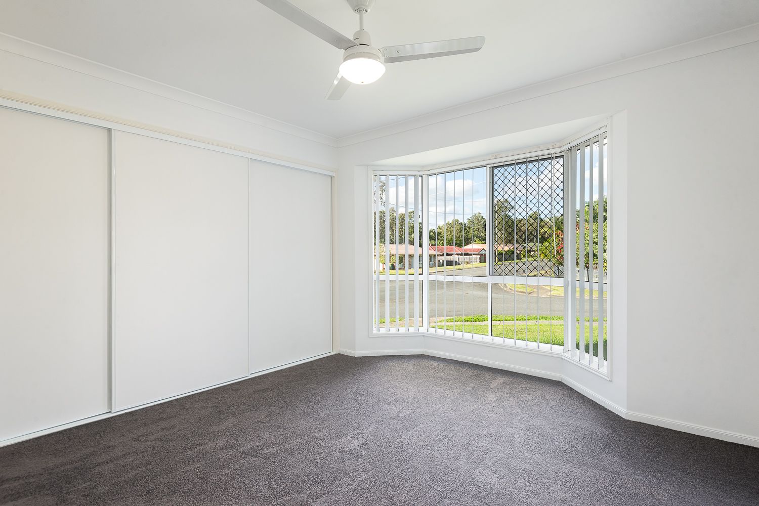 1 Colburn Court, Boronia Heights QLD 4124, Image 2