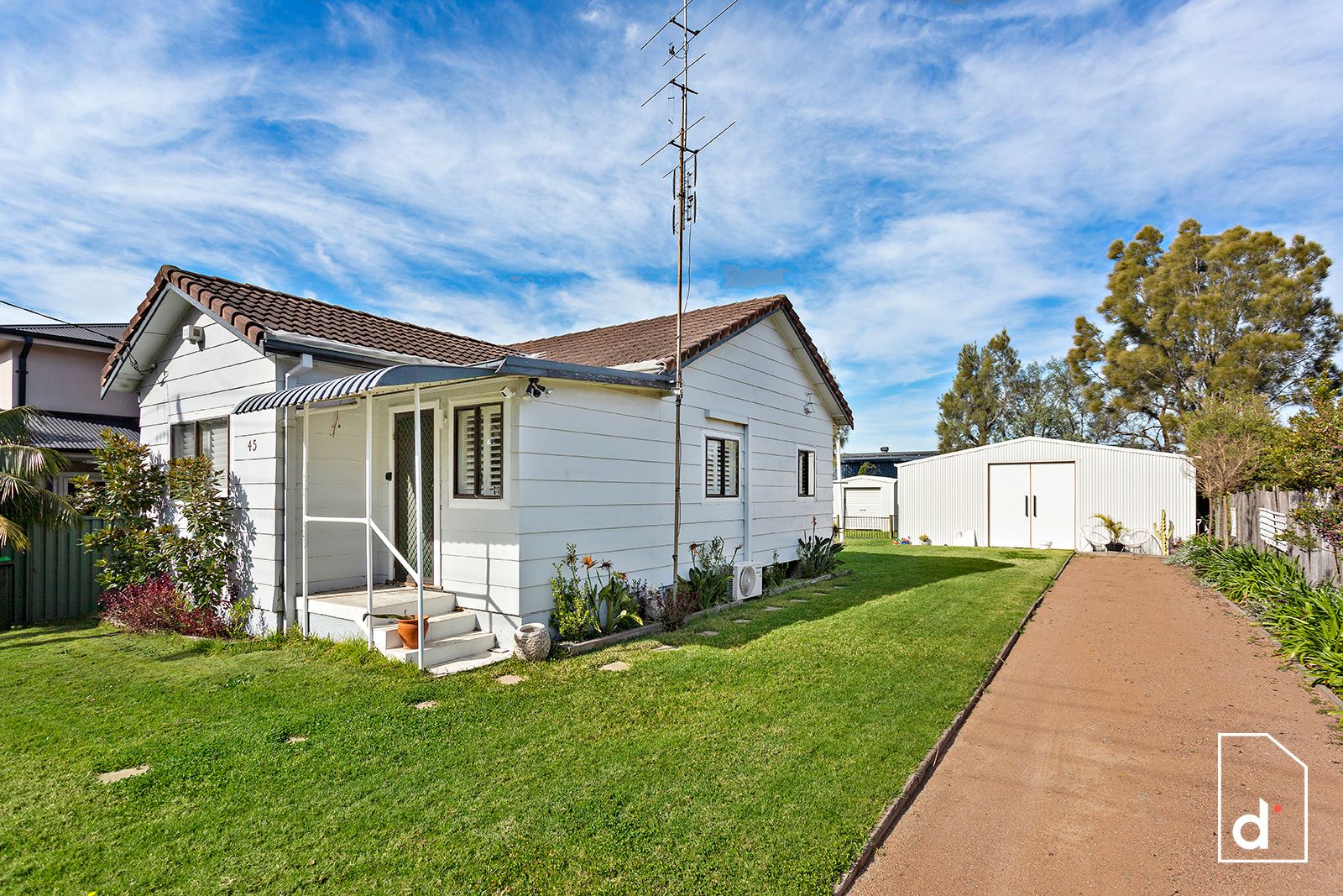 2 bedrooms House in 45 Bellambi Lane BELLAMBI NSW, 2518