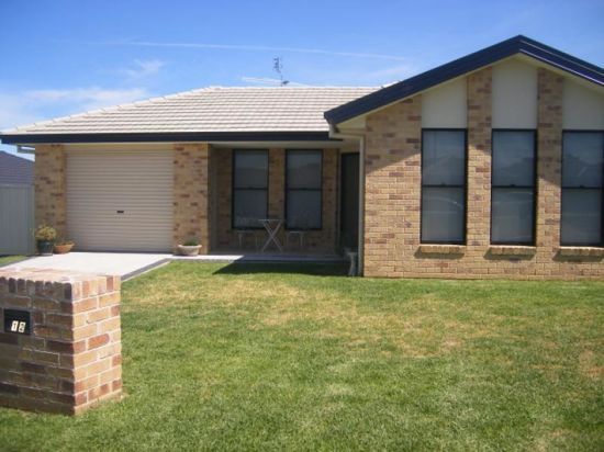 12 Orley Drive, Oxley Vale NSW 2340
