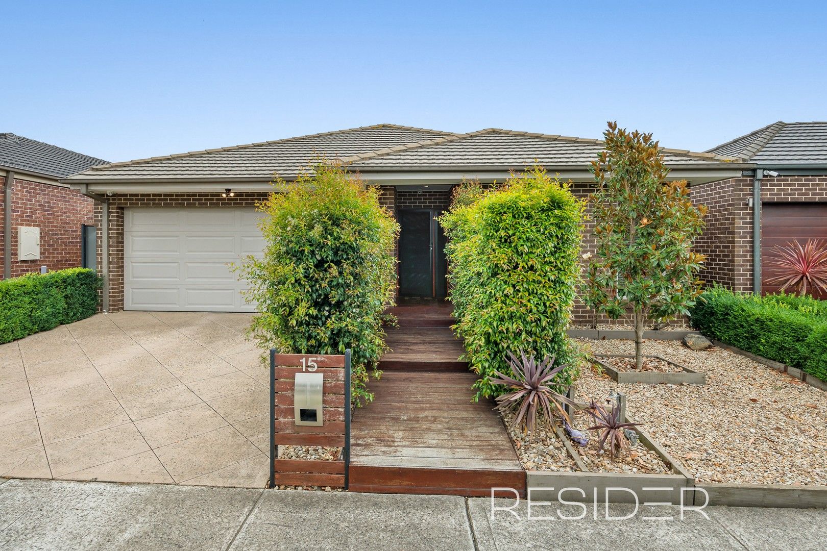 4 bedrooms House in 15 Gunther Way MERNDA VIC, 3754