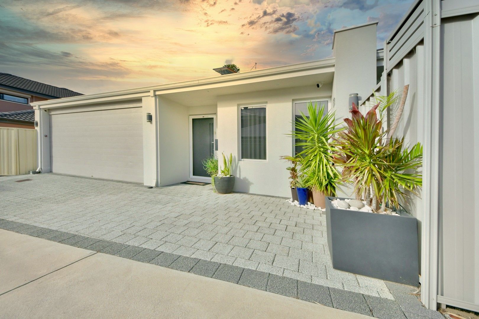 2 bedrooms House in 51B Harrison St ROCKINGHAM WA, 6168