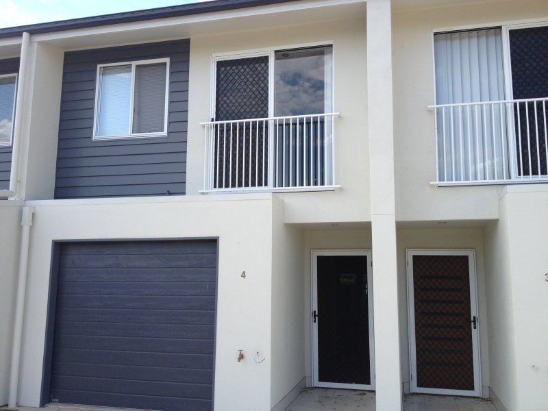 2/10 Menzies Court, Moranbah QLD 4744, Image 1