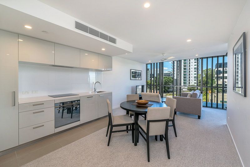 1 bedrooms Apartment / Unit / Flat in 306/55 Railway Terrace MILTON QLD, 4064