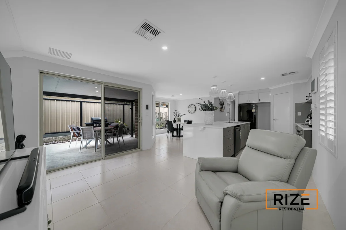 Additional image 22 of 18A Ripplevale Circle, Carramar WA 6031