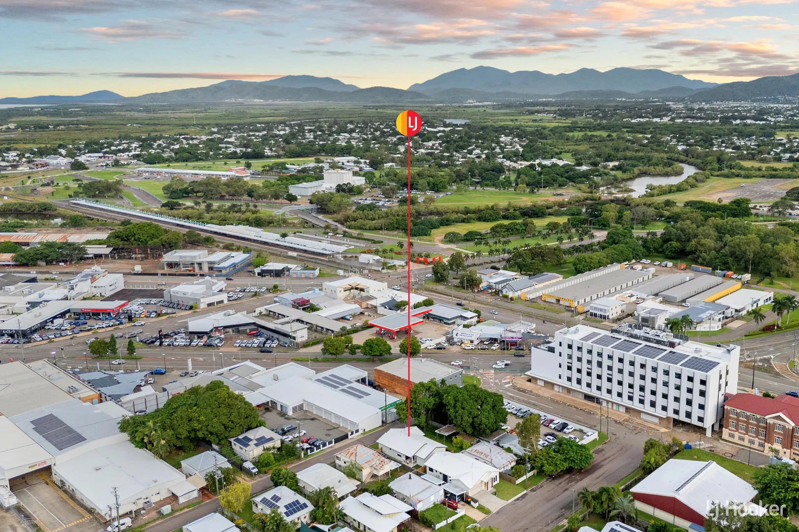 Additional image 21 of 4 Greenslade Street, West End QLD 4810