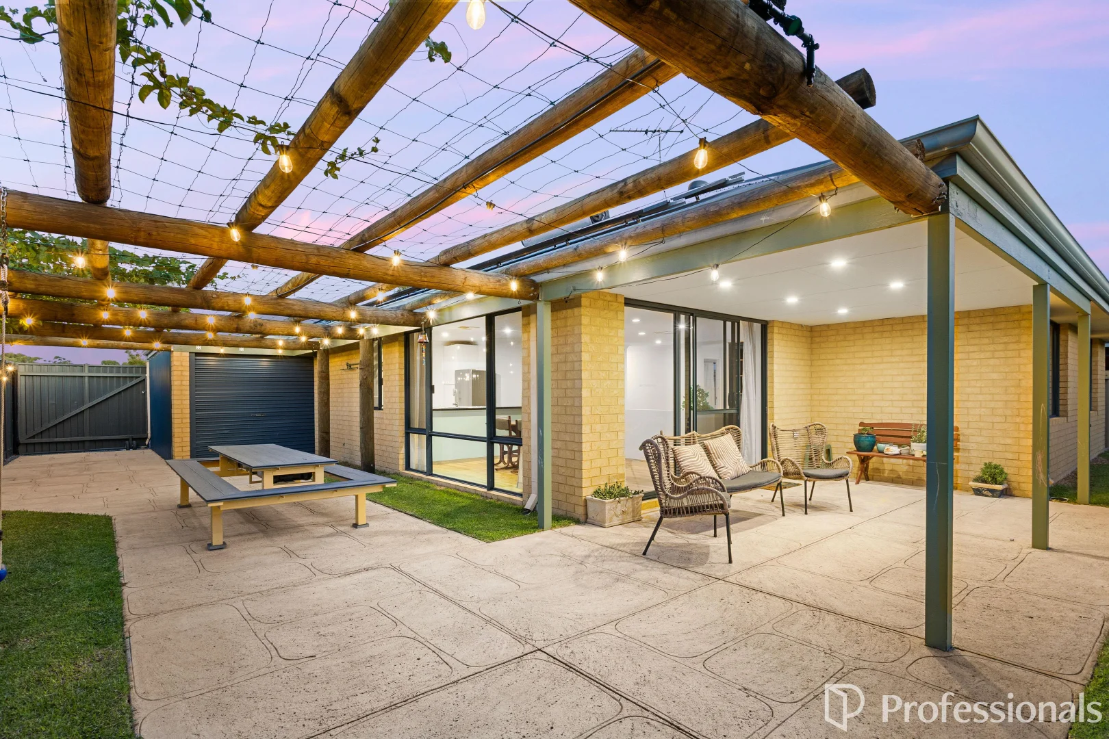 Additional image 22 of 67 Concord Terrace, Atwell WA 6164