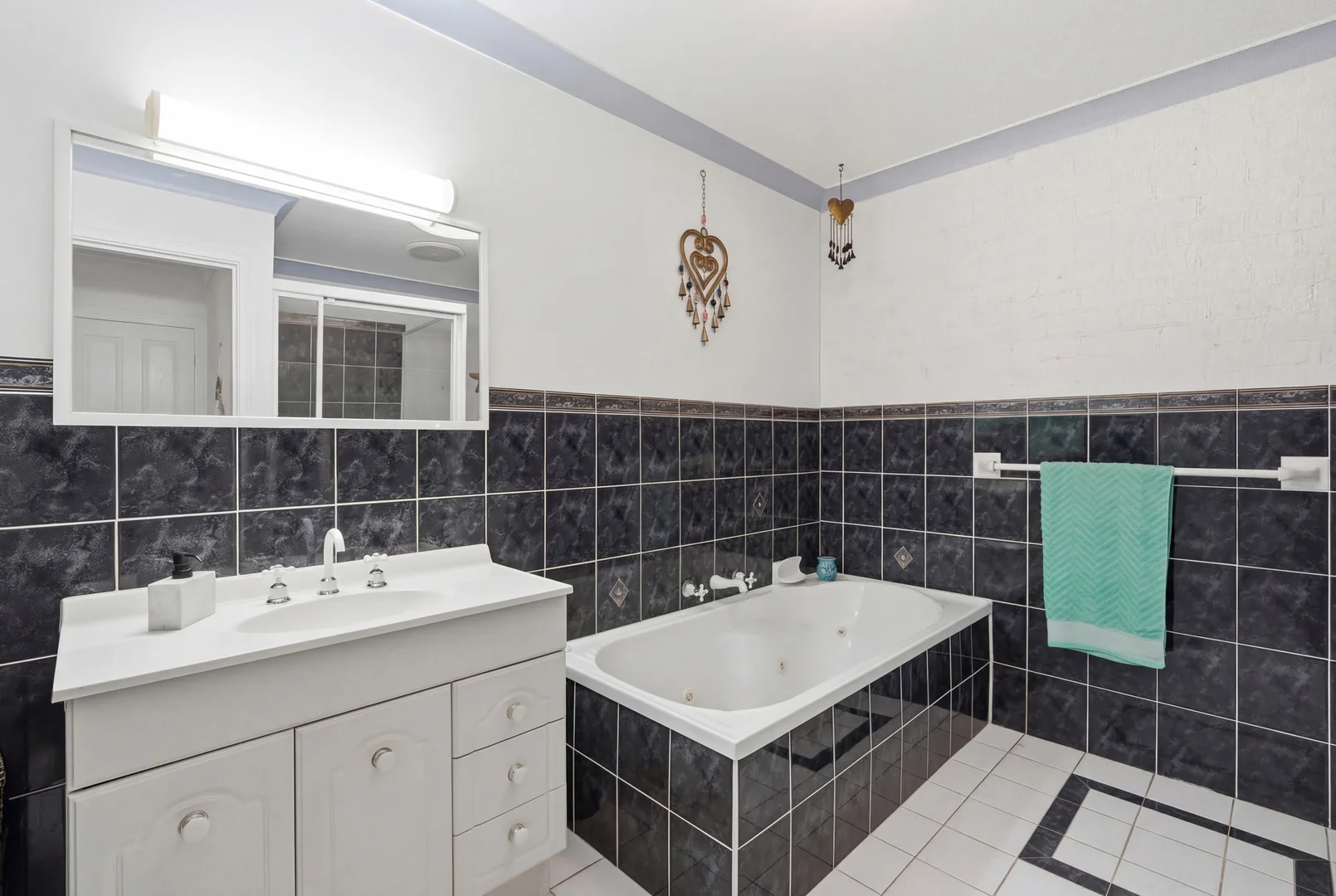 Additional image 10 of 25A Pendant Parade, Killarney Vale NSW 2261