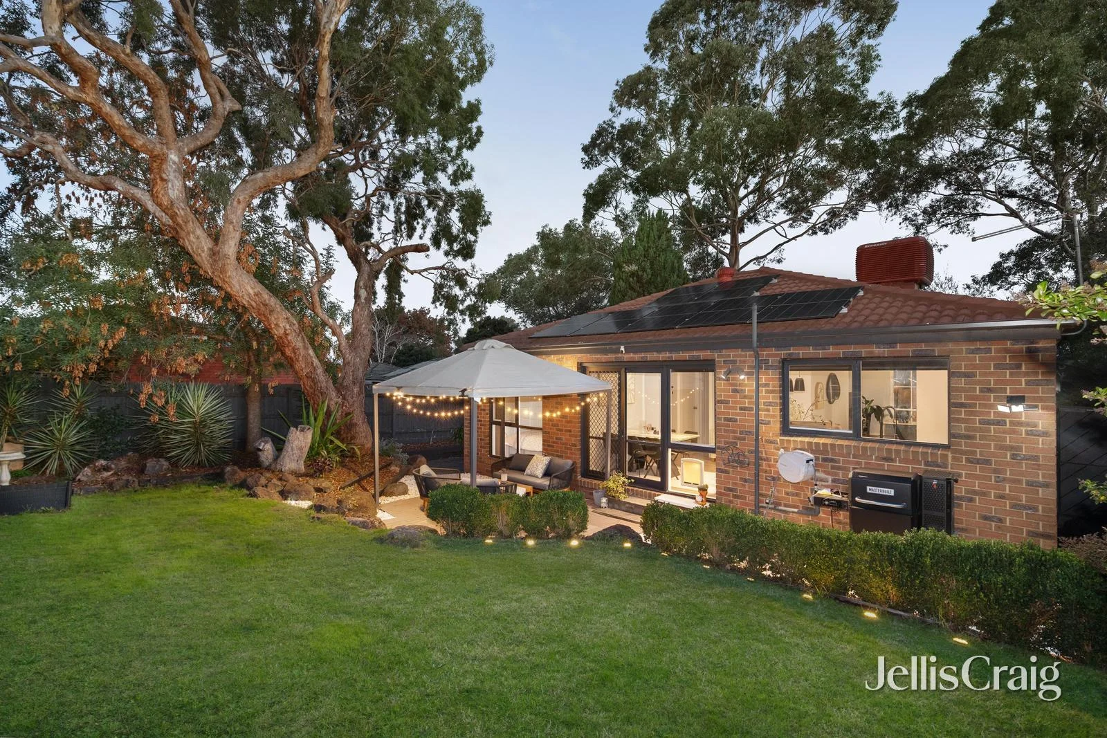 Additional image 11 of 2/148 Nell Street, Greensborough VIC 3088