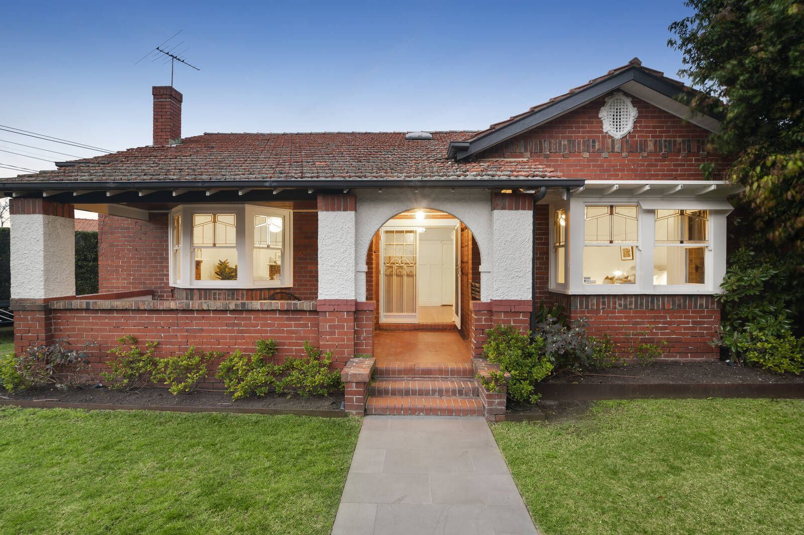 3 bedrooms House in 2 Foster Street ST KILDA VIC, 3182