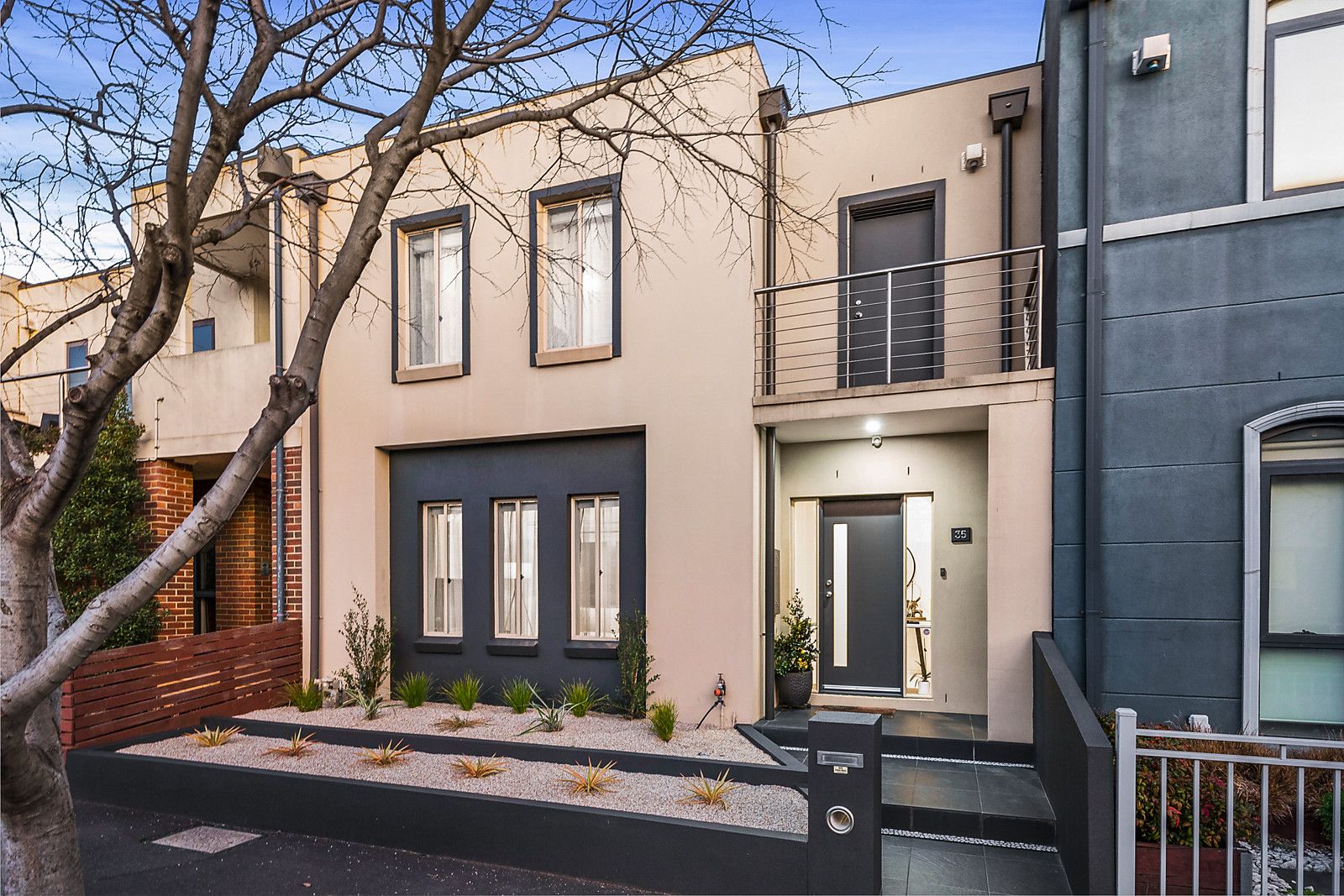 4 bedrooms Townhouse in 35-37 Wakefield Street KENSINGTON VIC, 3031
